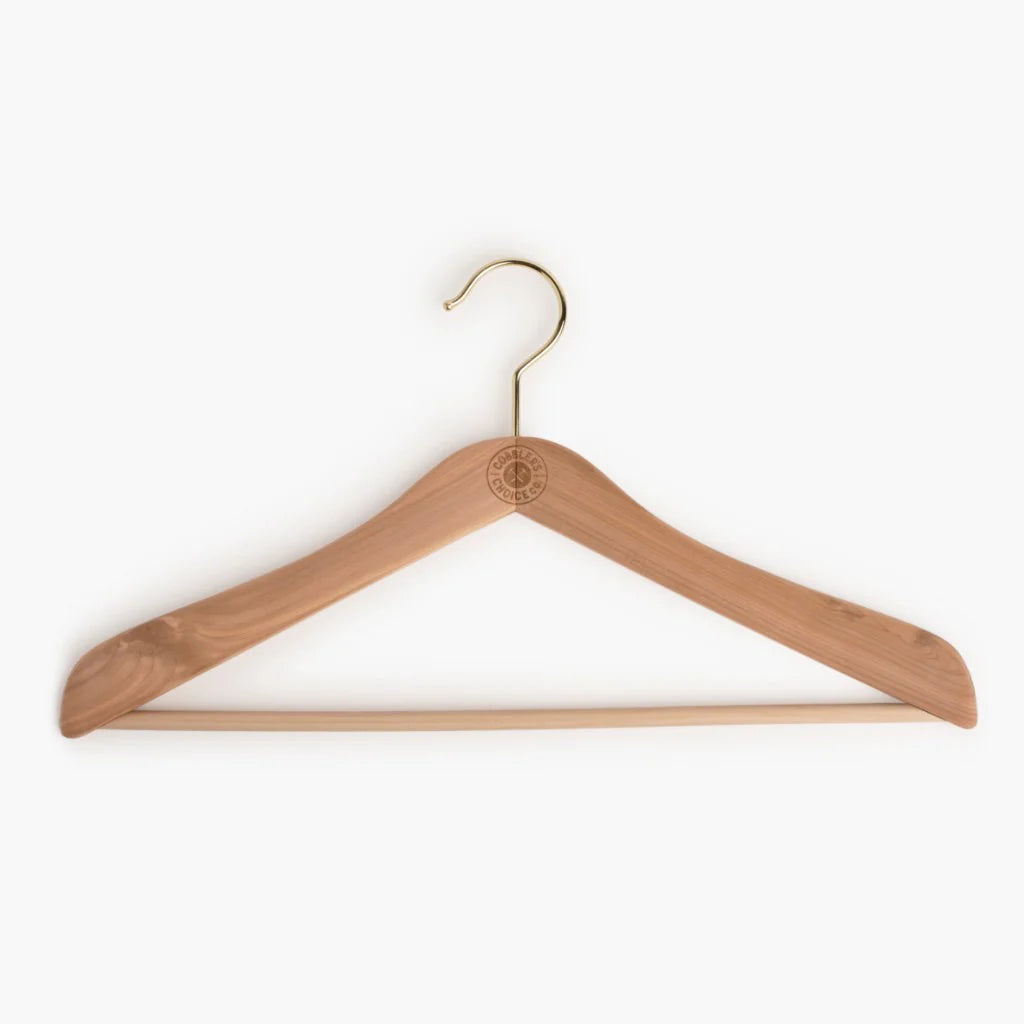 Cobbler's Choice Cedar Hanger